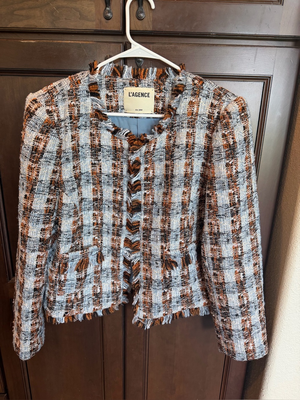 LAgence Angelina Tweed
Blazer Jacket